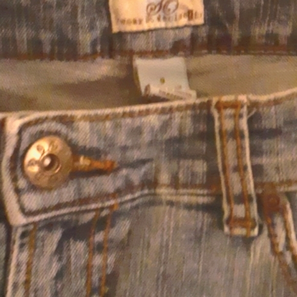 SO Wear it Declare It Jeans - Picture 2 of 4
